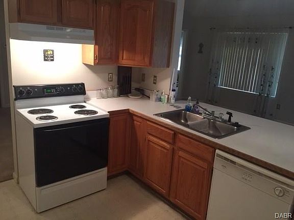 4th image of 115 Warner Dr