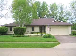 5711 Weybridge Pl, Fort Wayne, IN 46835