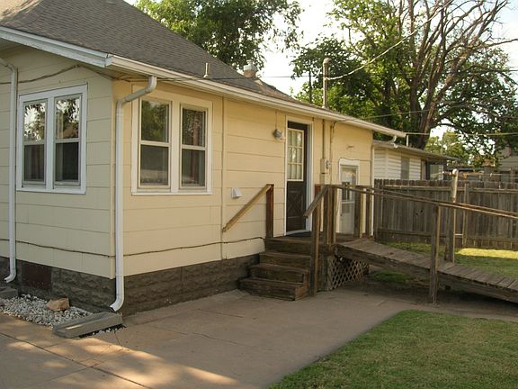 handicap ramp to rear door