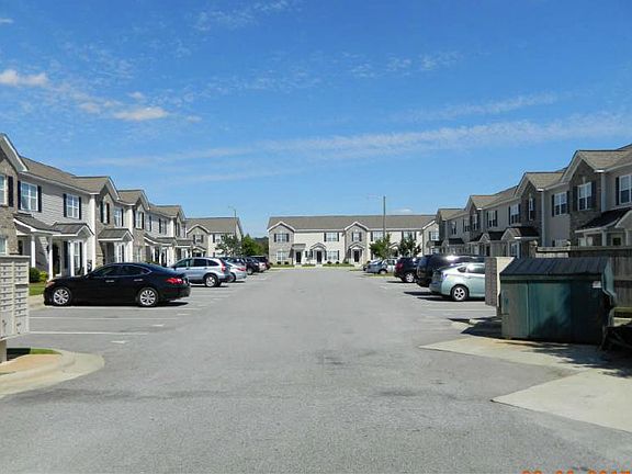 4th image of 108-1 Chandler Dr