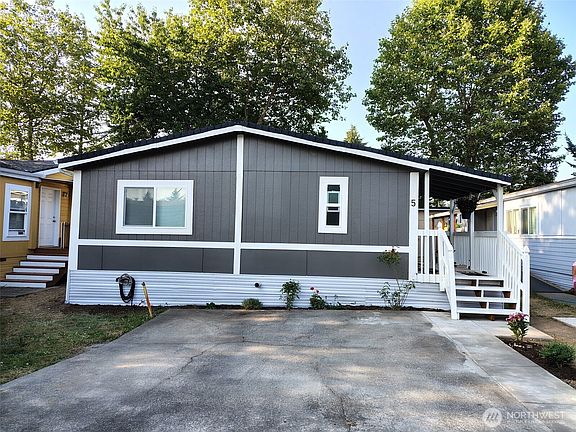 3rd image of 22111 108th Avenue SE #5
