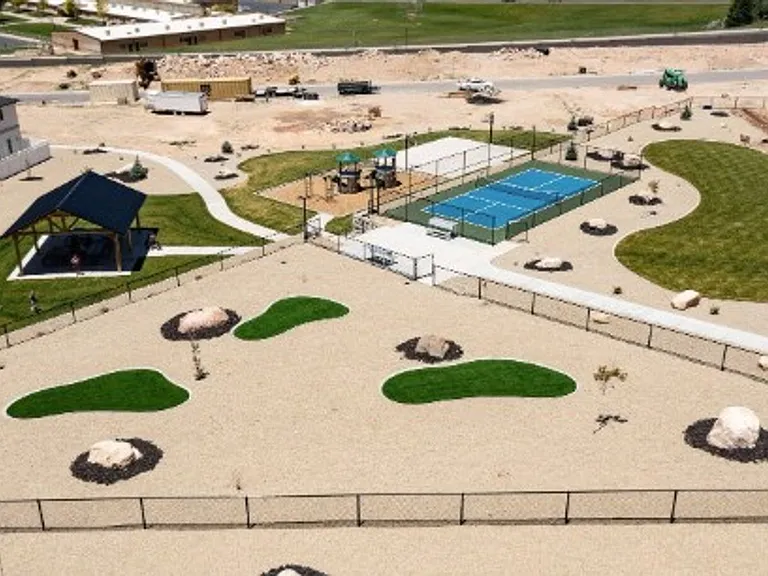 668 E Fiddlers Canyon Rd #11 — Photo 17