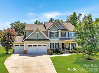 5026 Stonehill Ln, Matthews, NC 28104