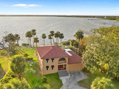 316 Shore Dr E, Oldsmar, FL, 34677