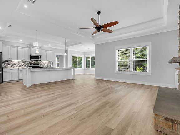 5th image of 464 San Bonita Way