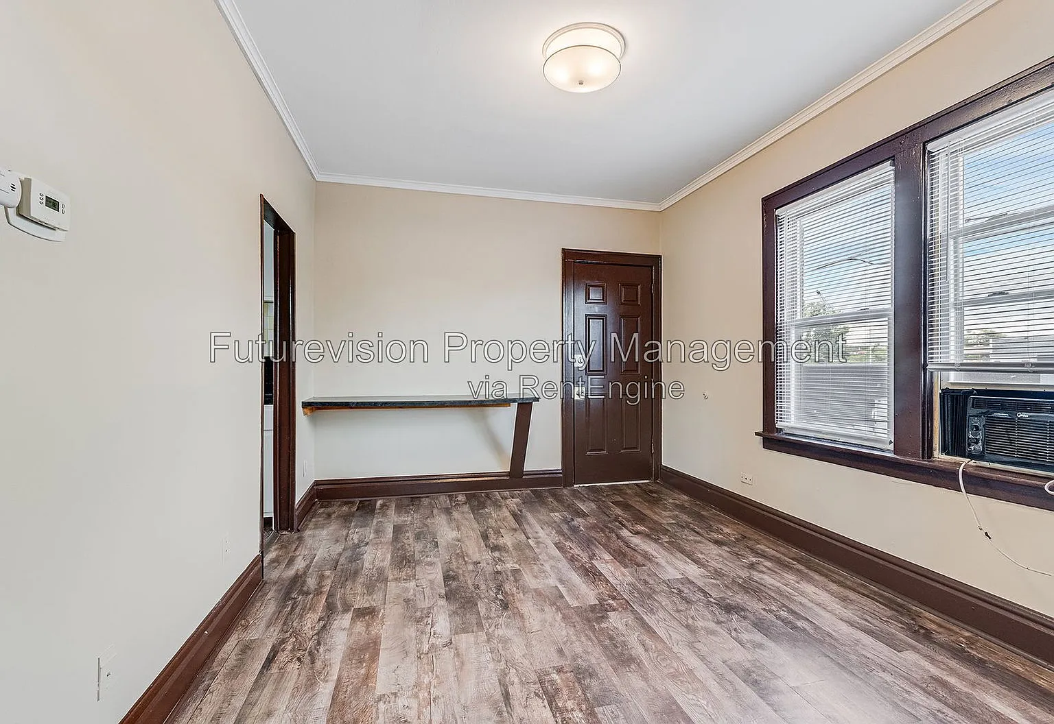 2 bed, 1.0 bath, $1,295 — Photo 3