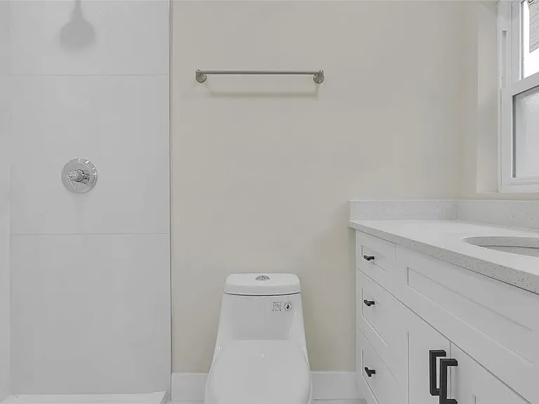 2612 Roxbury Rd — Photo 14