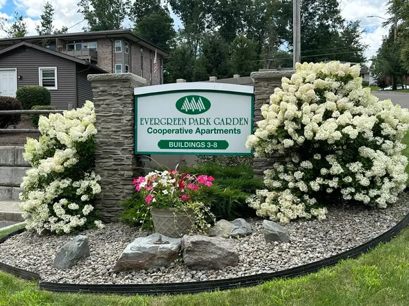 201 Evergreen St #5-3B, Vestal, NY 13850