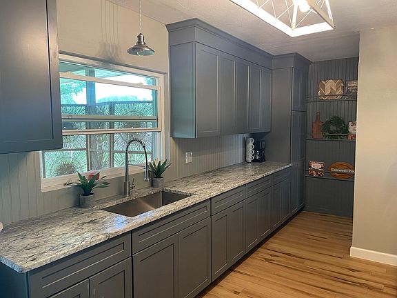 2nd image of 9105 E Royal Palm Dr