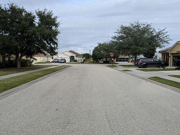 5th image of 27017 Creekbridge Dr