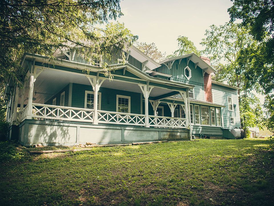 Grand porch with park-like setting