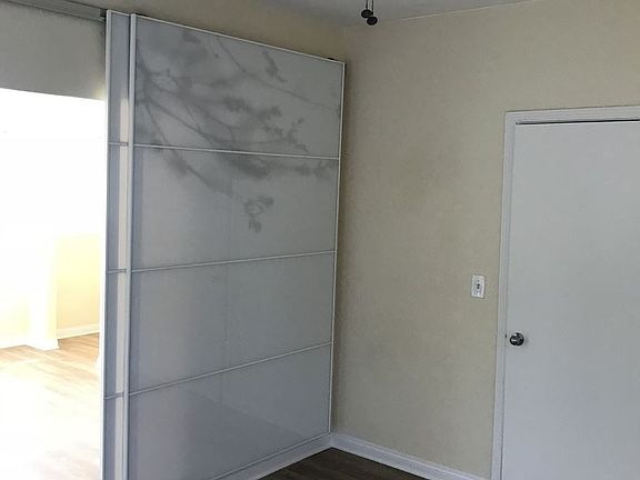 4th image of 526 Magnolia Ave APT 05