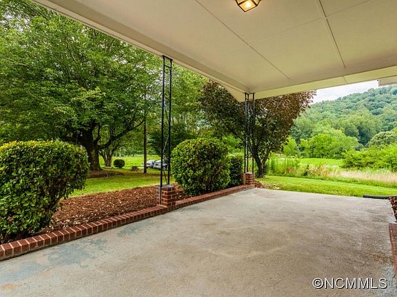 4th image of 620 Allstar Ln