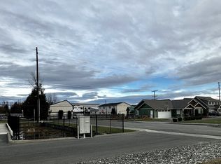 Boon Townhomes, Sumas, WA 98295