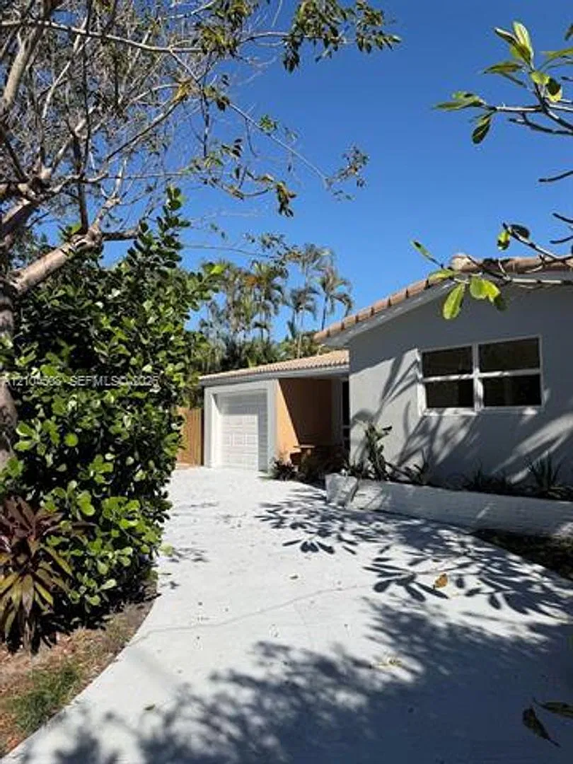 1811 N 40th Ave # 0, Hollywood, FL 33021 — Photo 4
