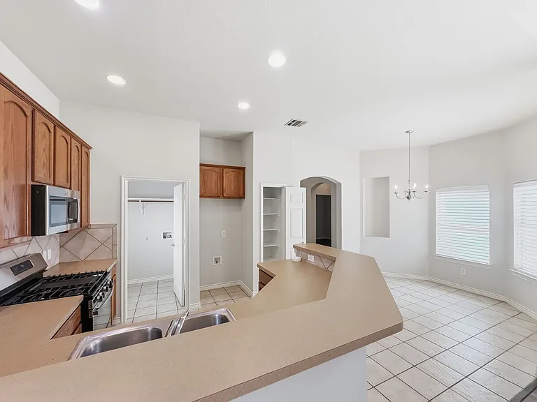 1237 Chattahoochee Dr — Photo 15