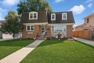 photo property thumbnail
