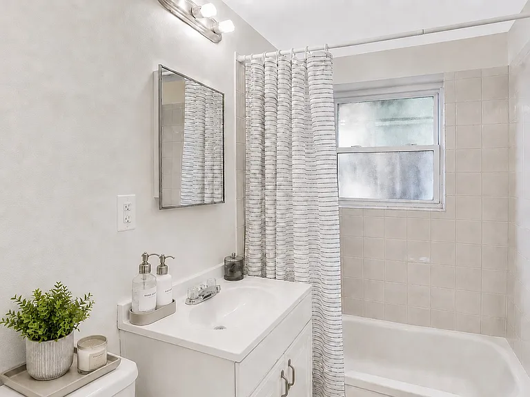 59 Colborne Rd #2 — Photo 7