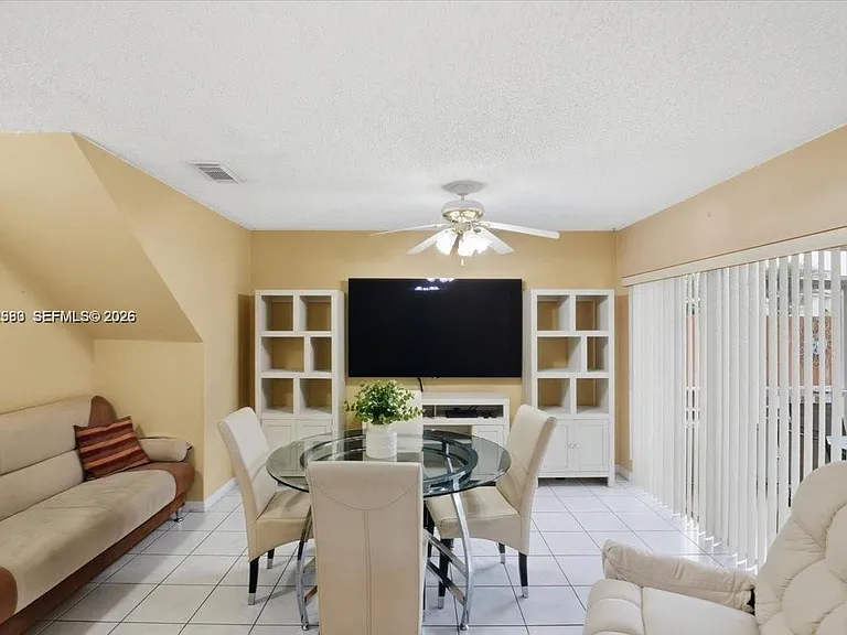 13741 SW 160th Ter — Photo 4