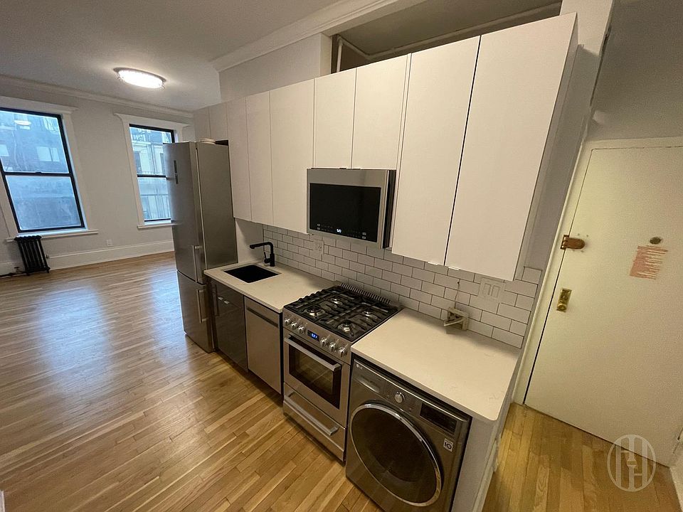 1st image of 425 E 73rd St #4RW