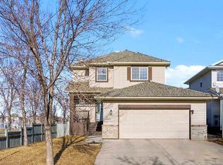 139 S Douglas Glen Cres SE, Calgary, AB T2Z3M6