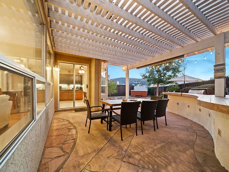 18106 Chieftain Ct — Photo 37