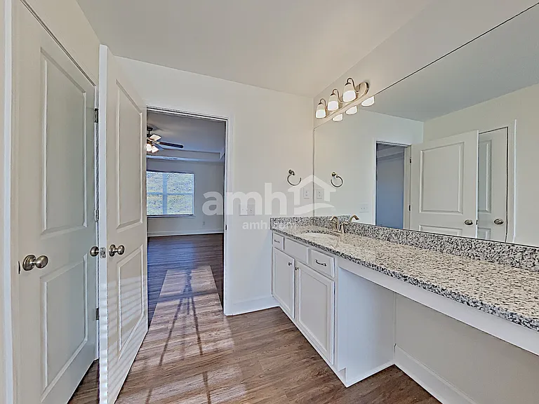5270 Lake Maxwell Dr — Photo 17