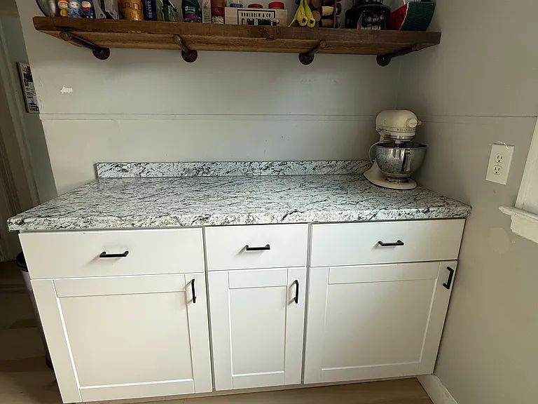 231 Morgan St #4 — Photo 2