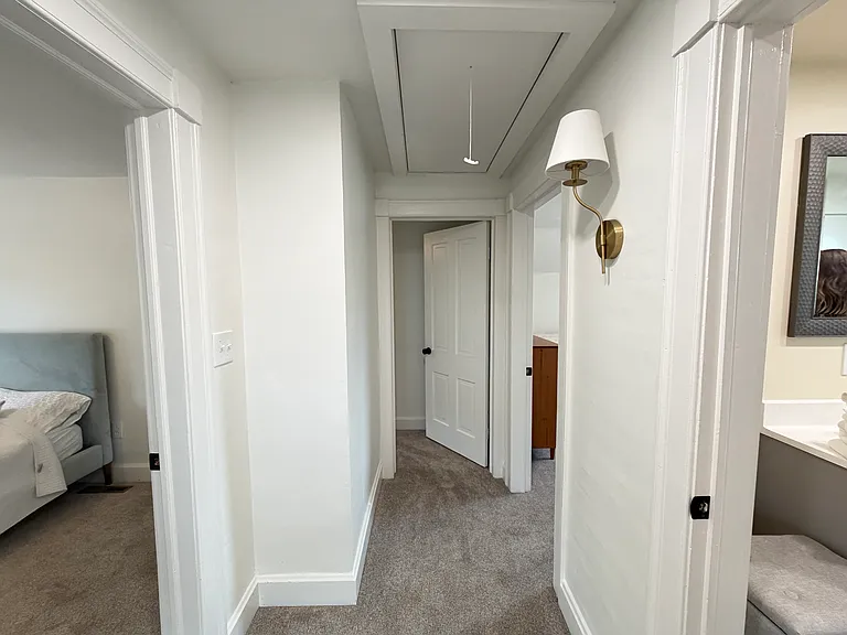 57 Caswell St — Photo 28