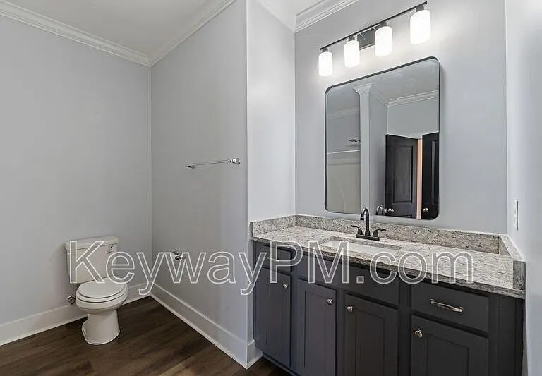 2217 Laurens St — Photo 17