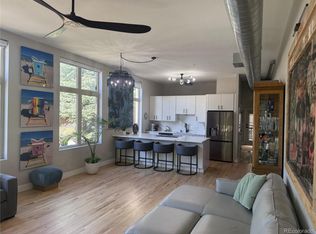 220 Roslyn St APT 701, Denver, CO 80230