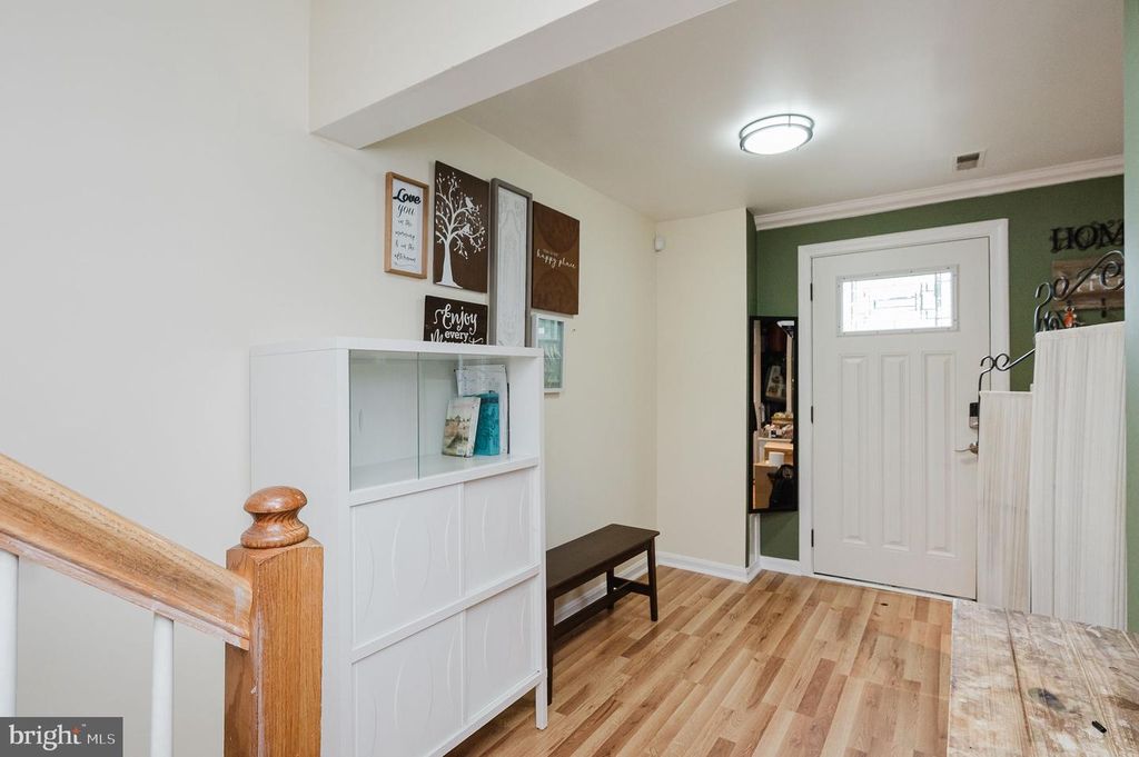 12 White Laurel Ct, Baltimore, MD - View 5
