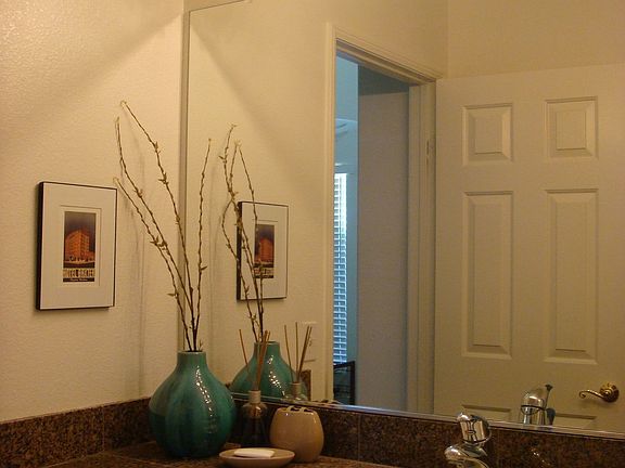 5th image of 13310 Spring Valley Pkwy APT B