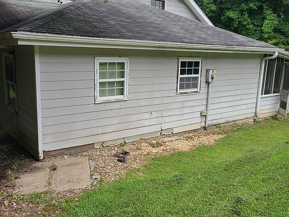 4th image of 340 Womack Ave
