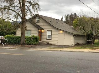 1881 Harbeck Rd, Grants Pass, OR 97527