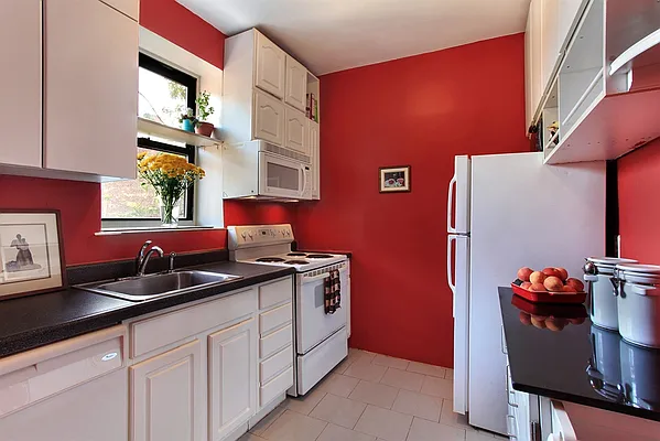 Sold by Corcoran | media 37