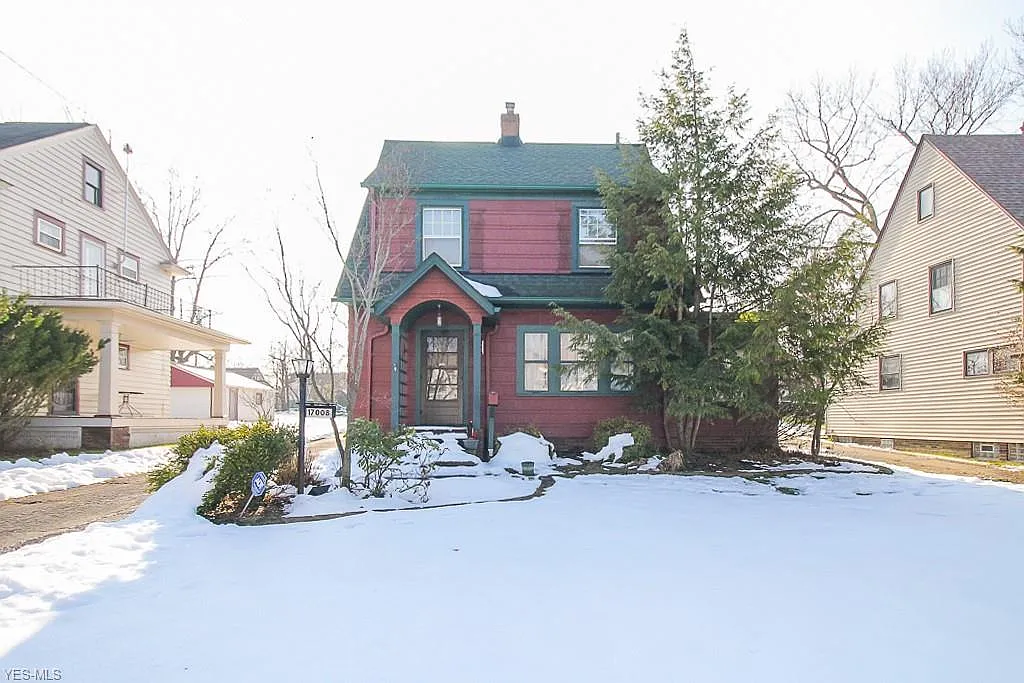 17008 Maple Heights Blvd photo 1