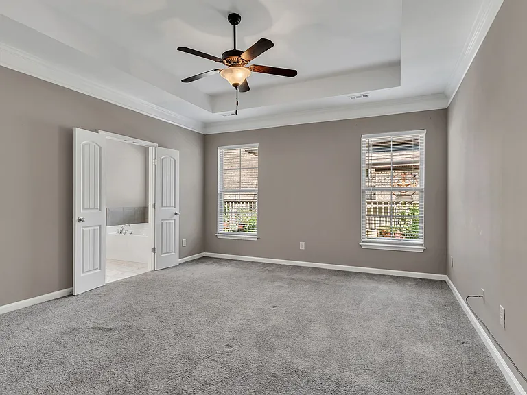 1054 Paddock Park Cir — Photo 9