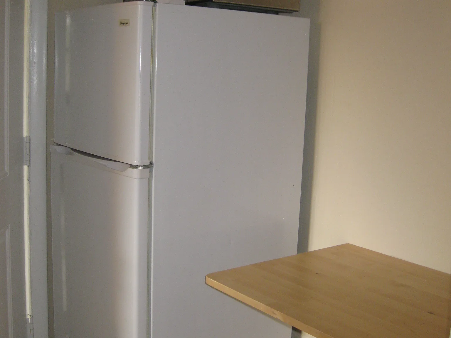 Studio, 300 sqft, $999 — Photo 4