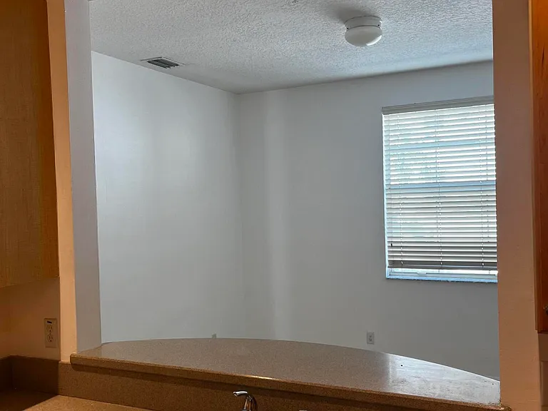 1554 Limetree Bay Ave — Photo 9
