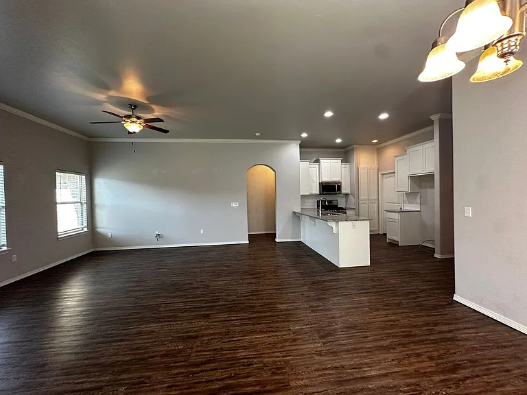 2316 Alta Vista Ln — Photo 7
