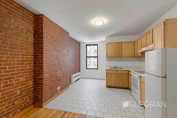 Rented by (Legacy) Elegran | media 11