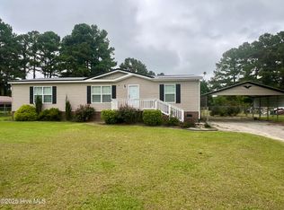 5741 Dean Dr, Washington, NC 27889