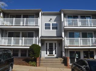 504 Philmont Dr APT 9, Gaithersburg, MD 20878