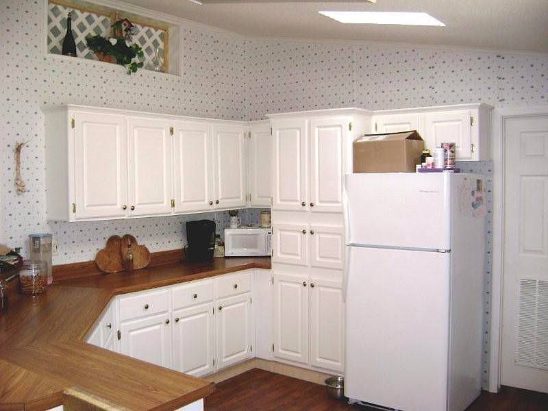 2nd image of 412 Founders Ct