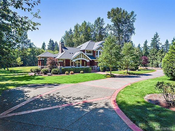 3rd image of 8303 250th Ave NE