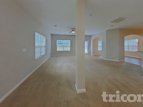2nd image of 162 Eventine Way