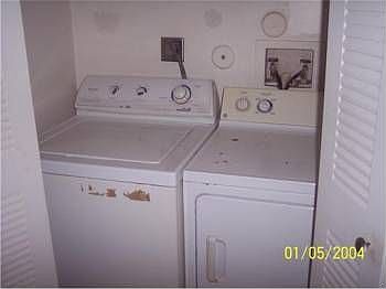 5th image of 11556 NW 43rd Ct