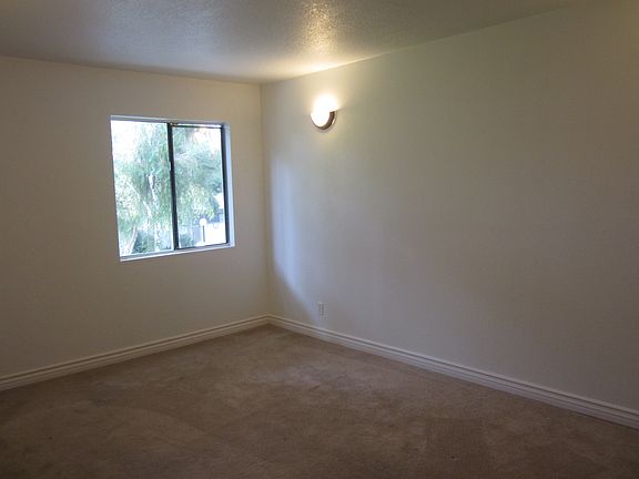 2nd image of 25019 Peachland Ave Unit 238