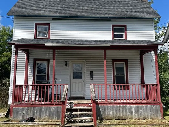 124 Prospect St, Gouverneur, NY 13642